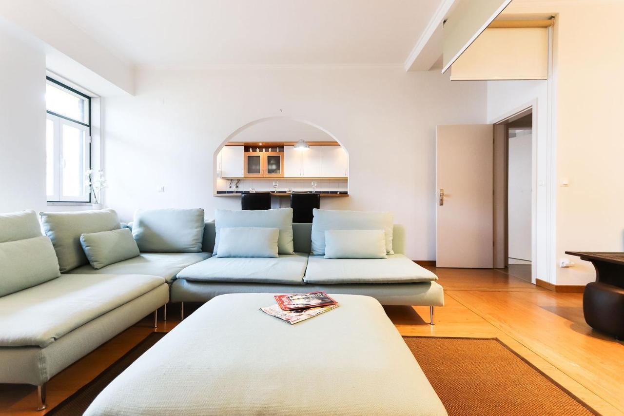 Rato Elegant By Homing Apartment Lisbon Bagian luar foto